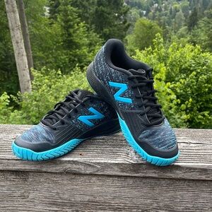 New Balance Women’s 996 Tennis Hard Court Black/Blue Sneakers Size 7.5